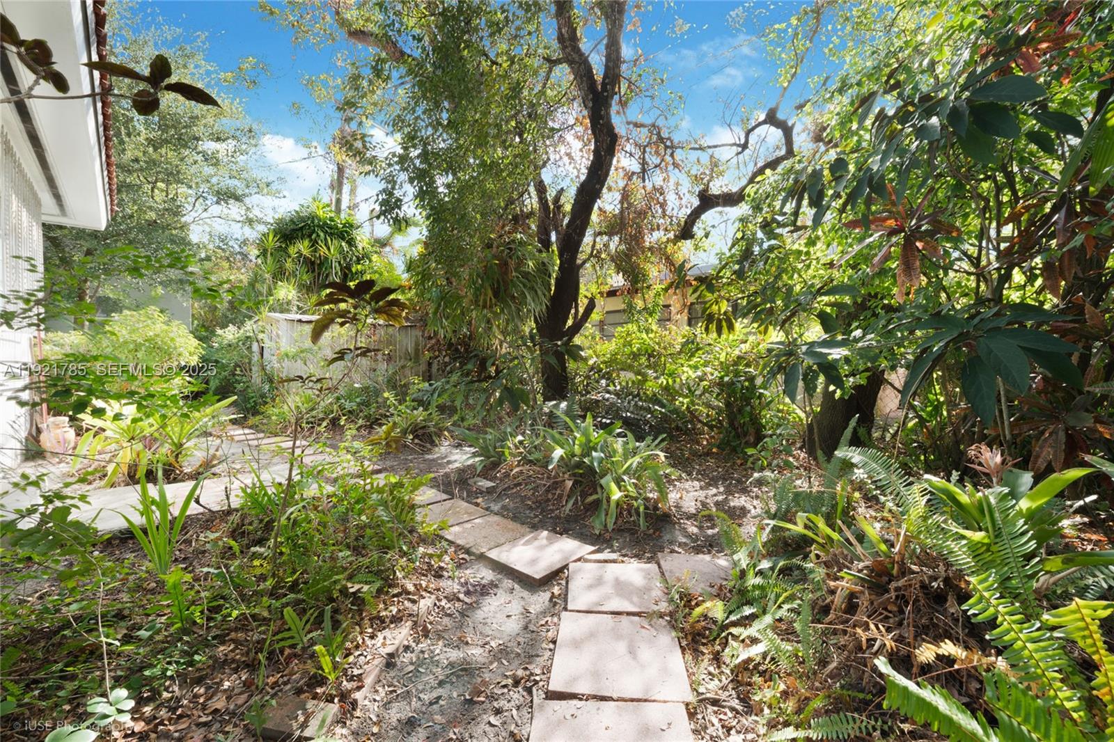 CORAL GABLES SEC B - Residential