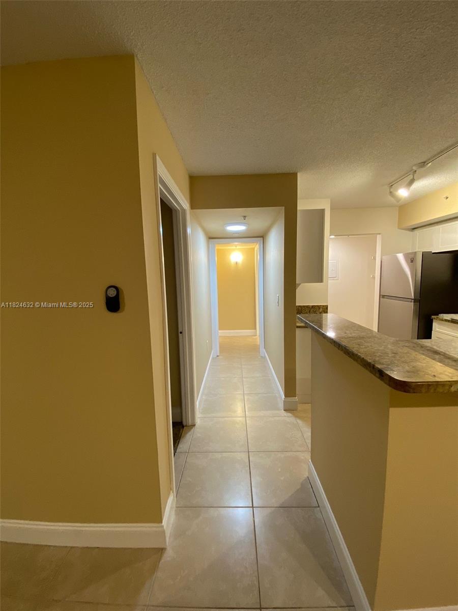 4824 N State Road 7 204-9