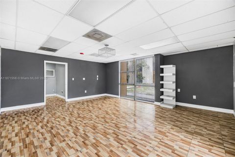 540 NW 165th St Rd #108 Miami FL 33169