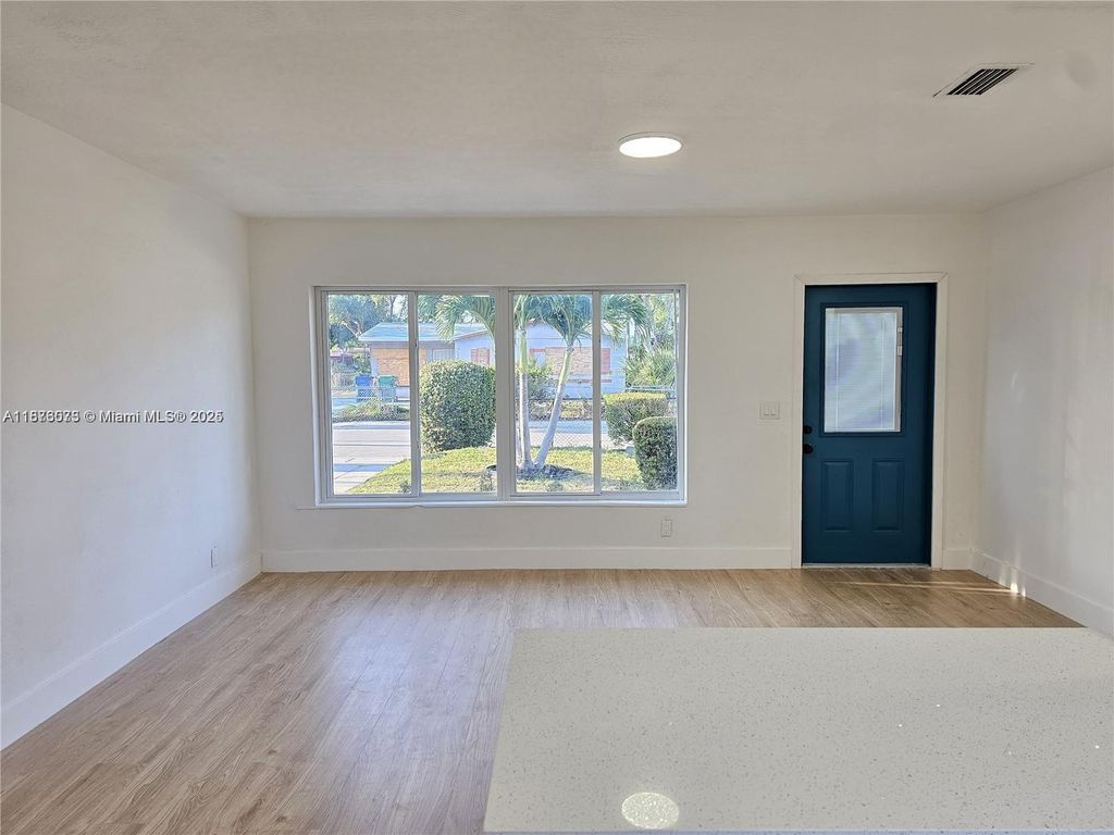 Photo of 1117 W 26th Ct, Riviera Beach, FL 33404 (MLS # A11876073)