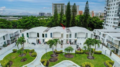 2730 NE 183rd St TH03 Aventura FL 33160