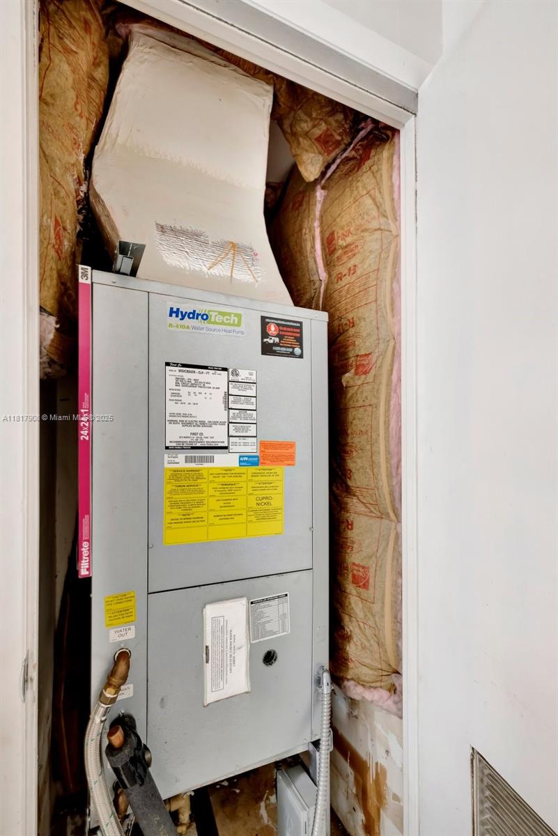 COMMODORE PLAZA CONDO - Residential