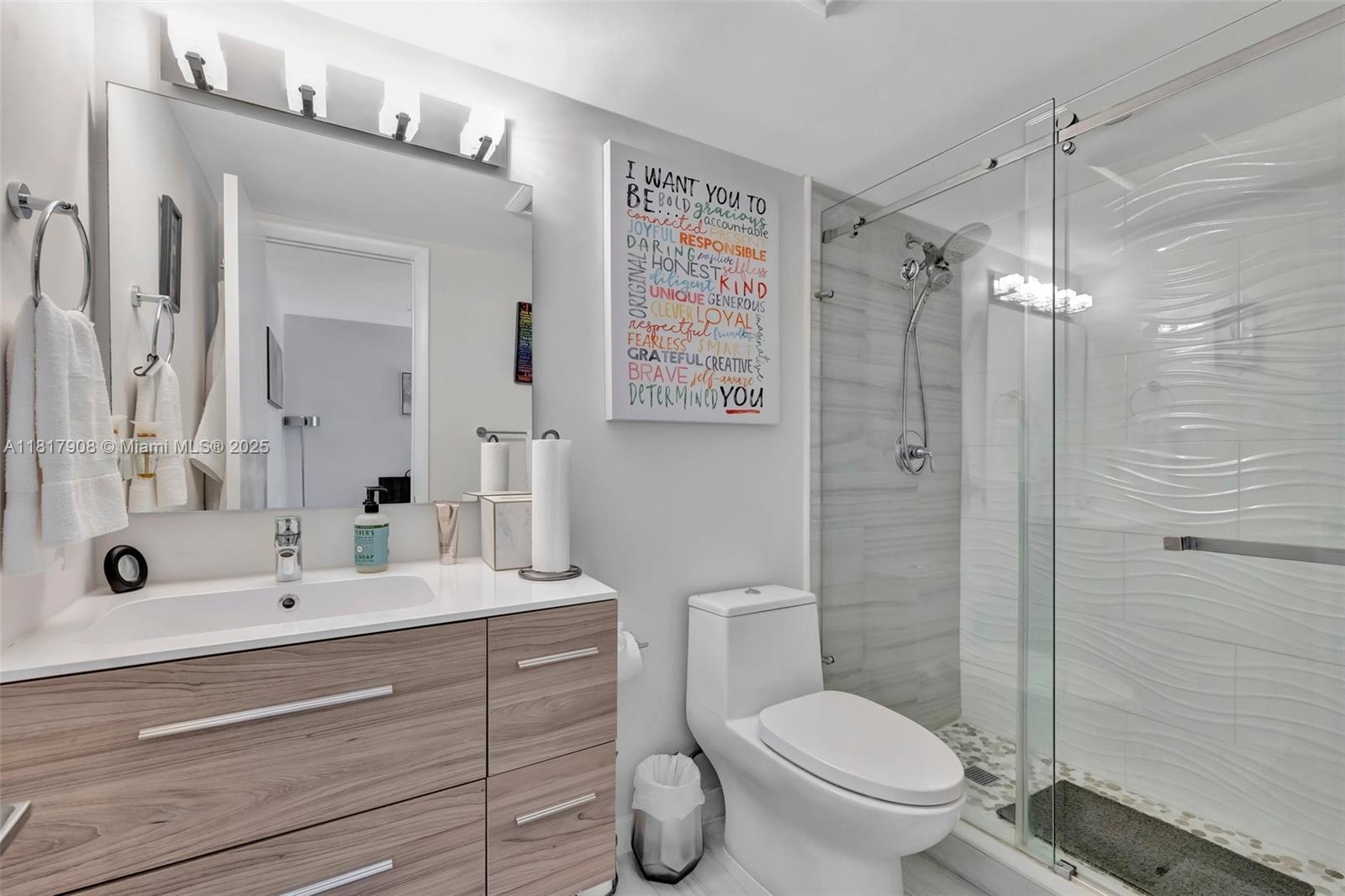 COMMODORE PLAZA CONDO - Residential