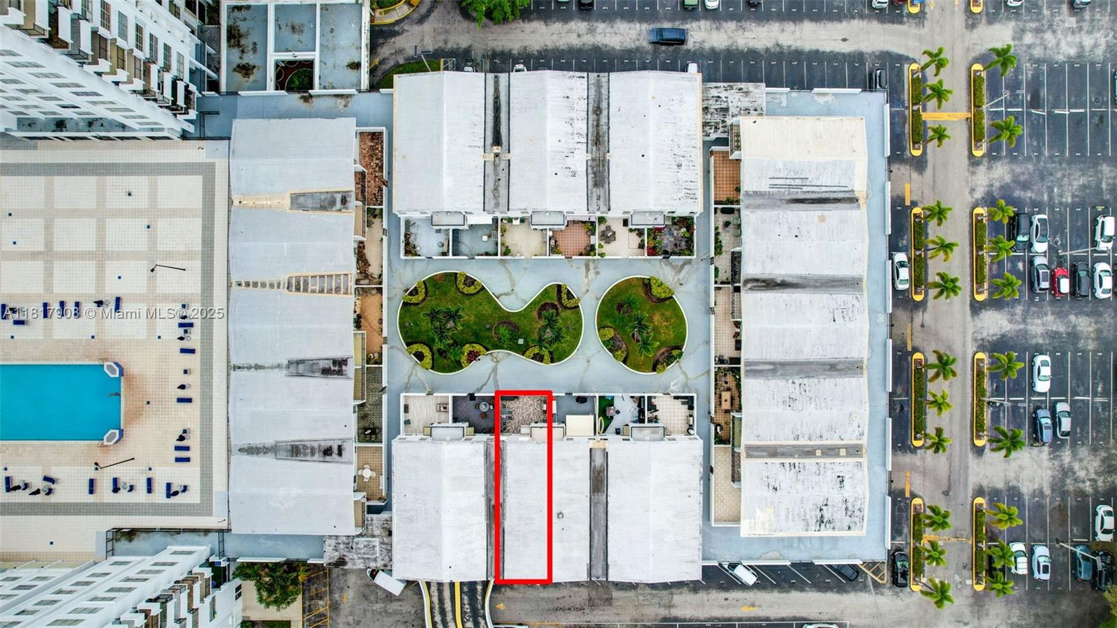 COMMODORE PLAZA CONDO - Residential