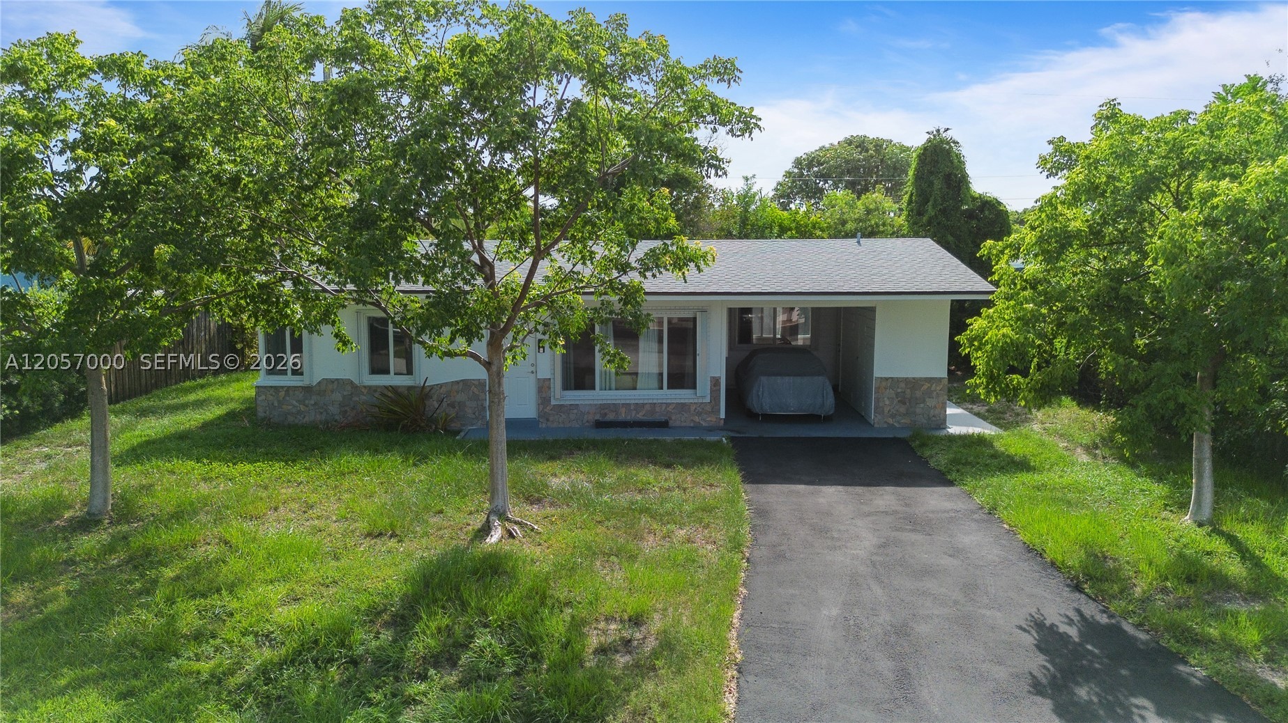3021 NE 11th Ter