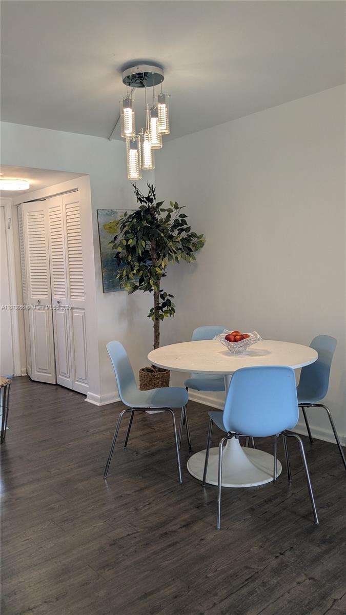 Renovated, brand new kitchen with stainless steel appliances, and laminate flooring throughout. Bright and beautiful. Premier 55+ community in Boca Raton!