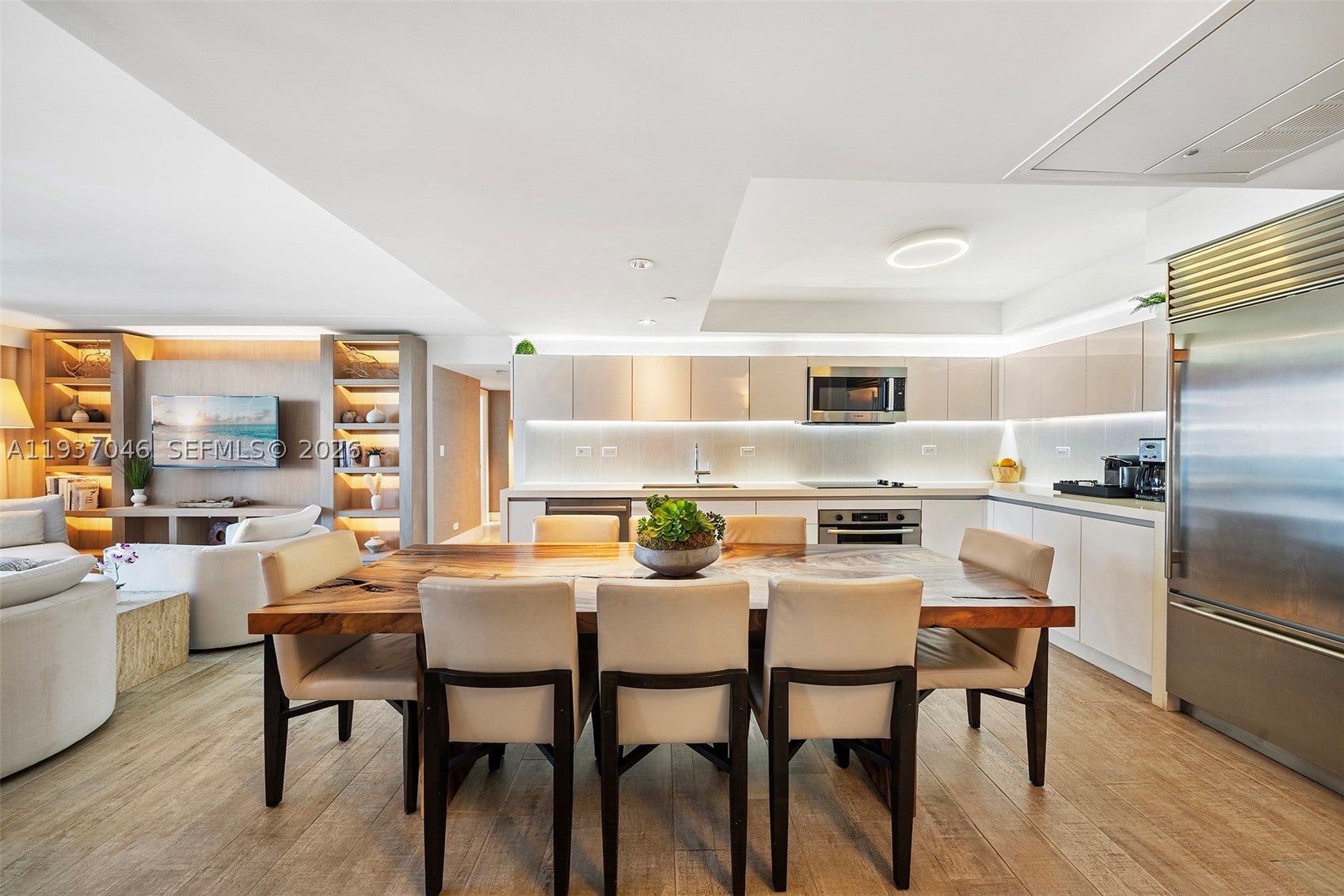 102 24th St 1207