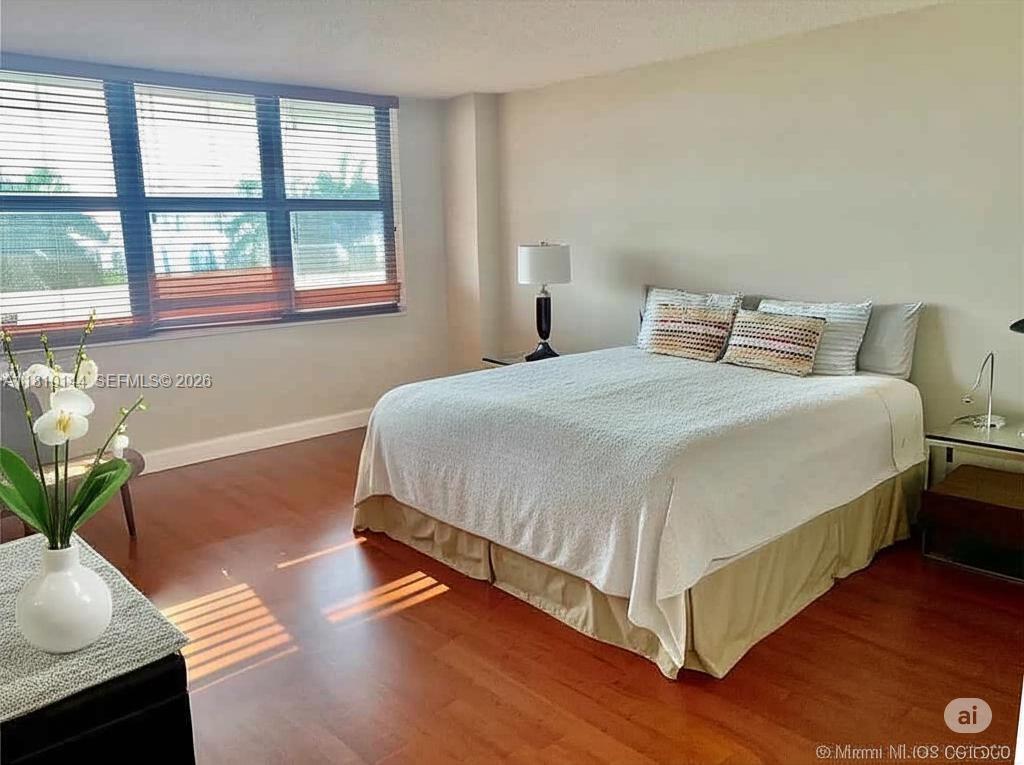 THE BELMONT CONDO - Residential