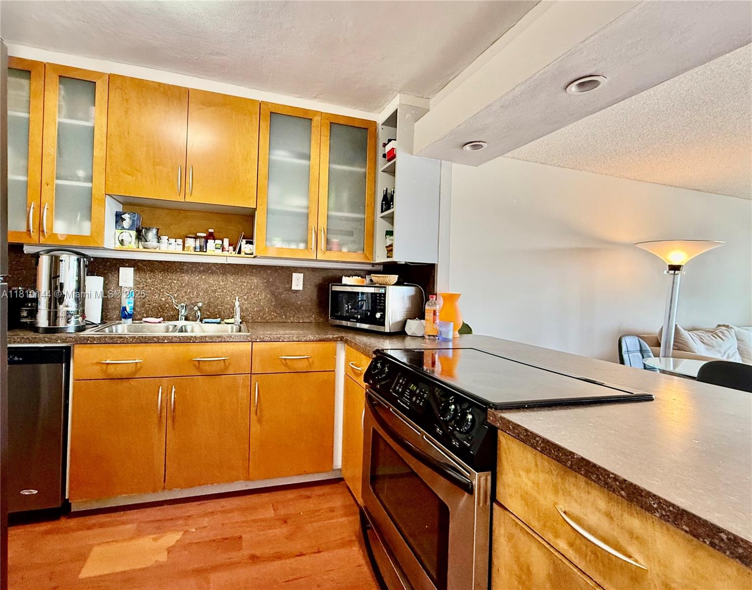 THE BELMONT CONDO - Residential