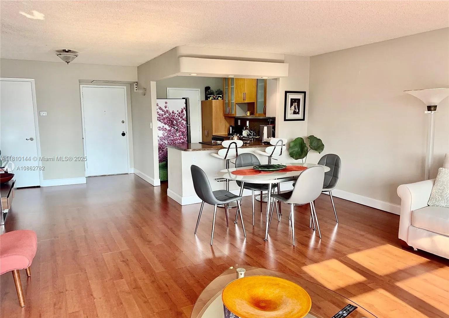 THE BELMONT CONDO - Residential