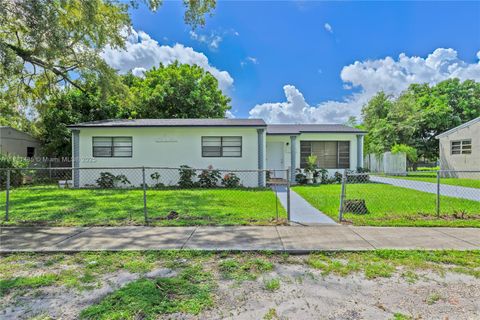 Photo of 2960 NW 165th St, Miami Gardens, FL 33054 (MLS # A11881485)