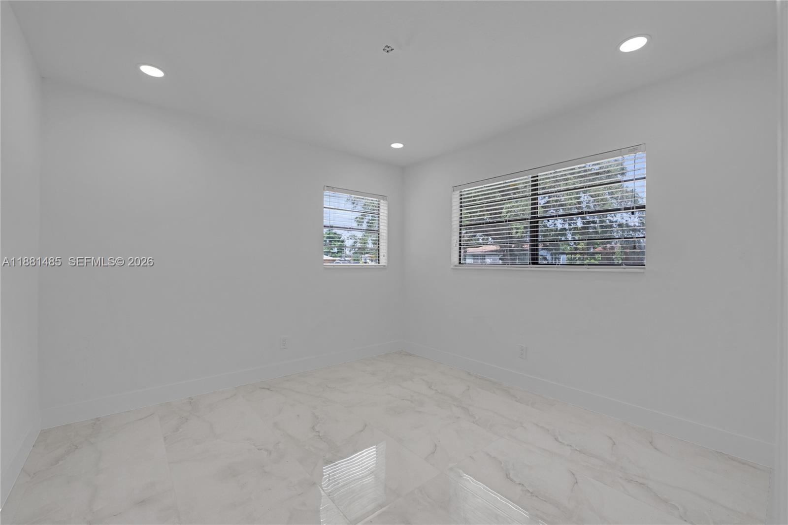 PINE TREE PARK 1ST ADDN - Residential