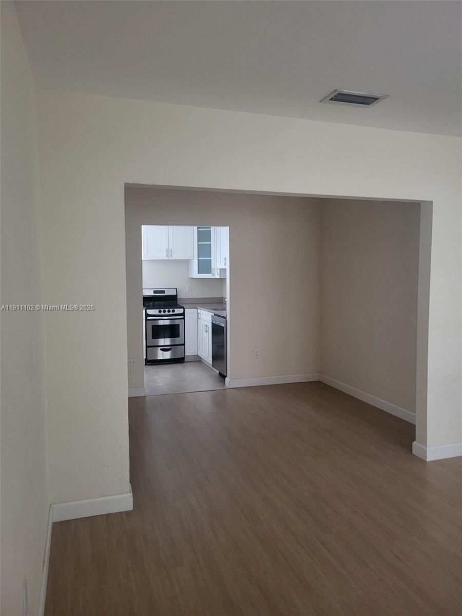 C GAB DOUGLAS SEC - Residential Lease