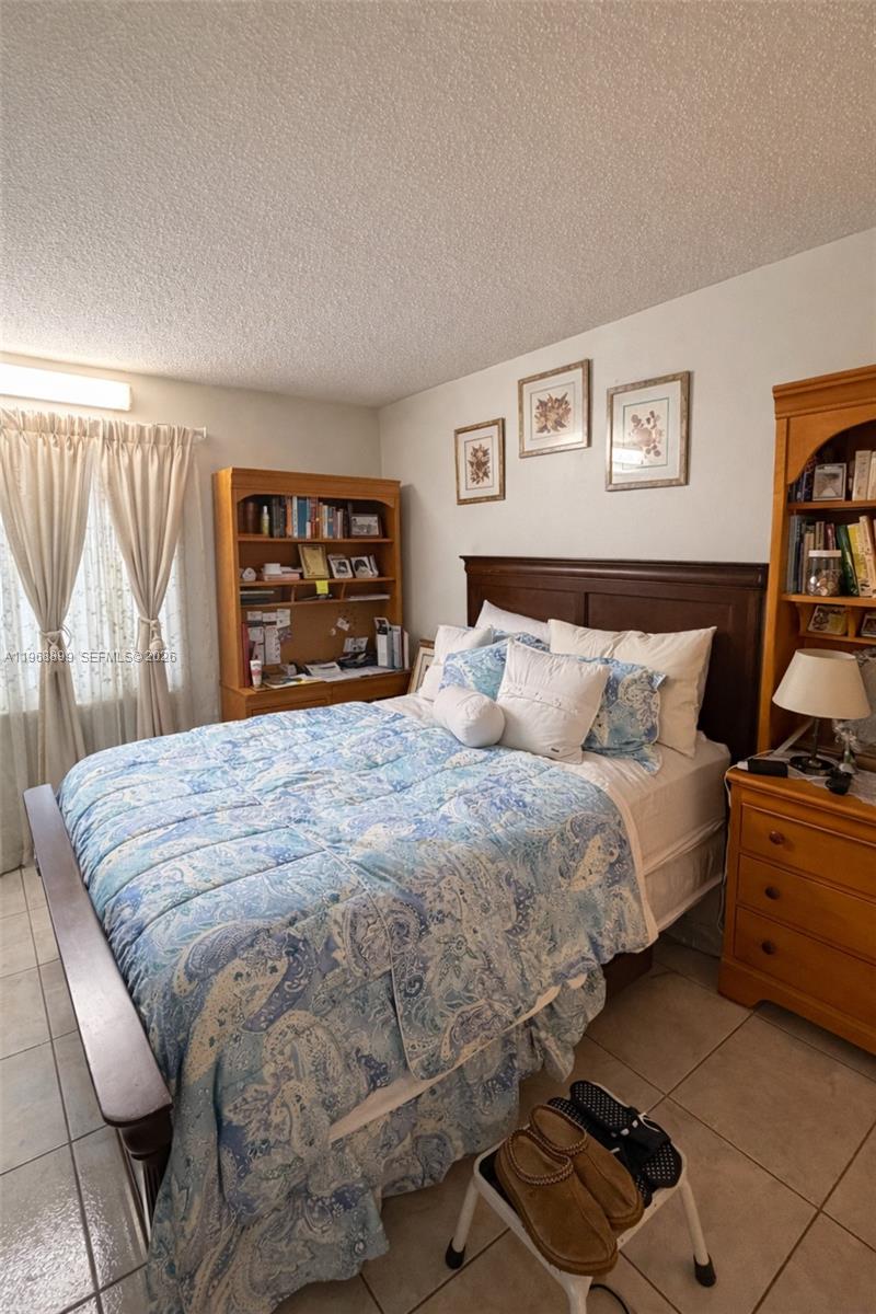 COUNTRY LAKE HOMES 2ND AD - Residential