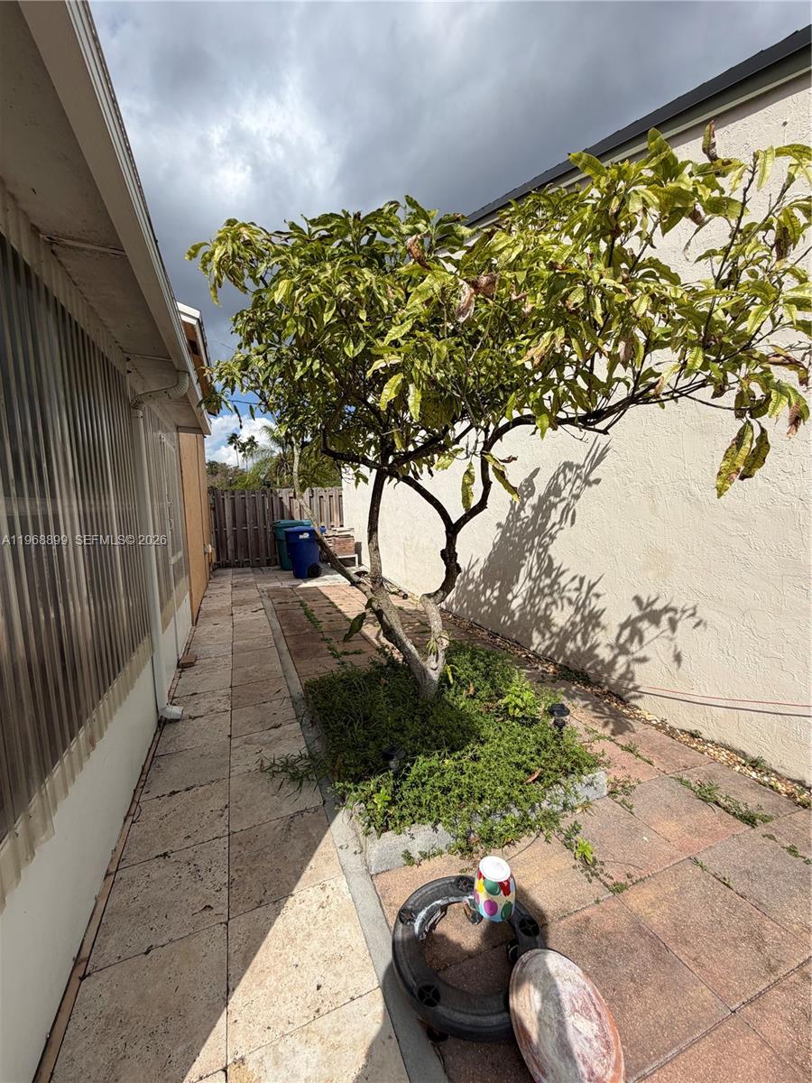 COUNTRY LAKE HOMES 2ND AD - Residential