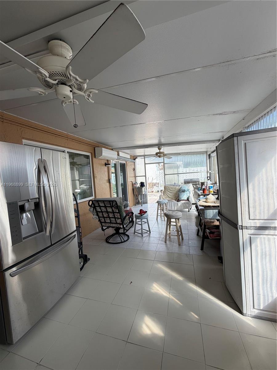 COUNTRY LAKE HOMES 2ND AD - Residential