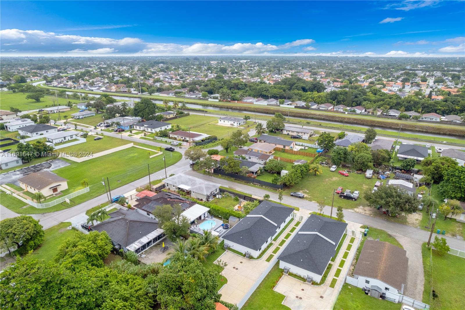 SYMMES - SHARMAN TRACT - Residential Lease
