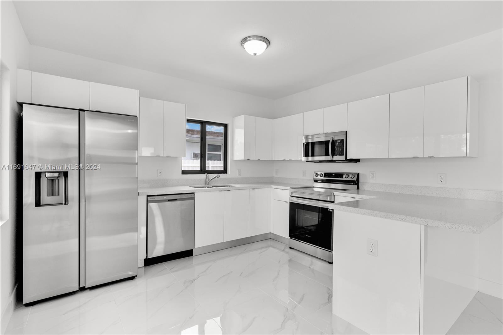 SYMMES - SHARMAN TRACT - Residential Lease