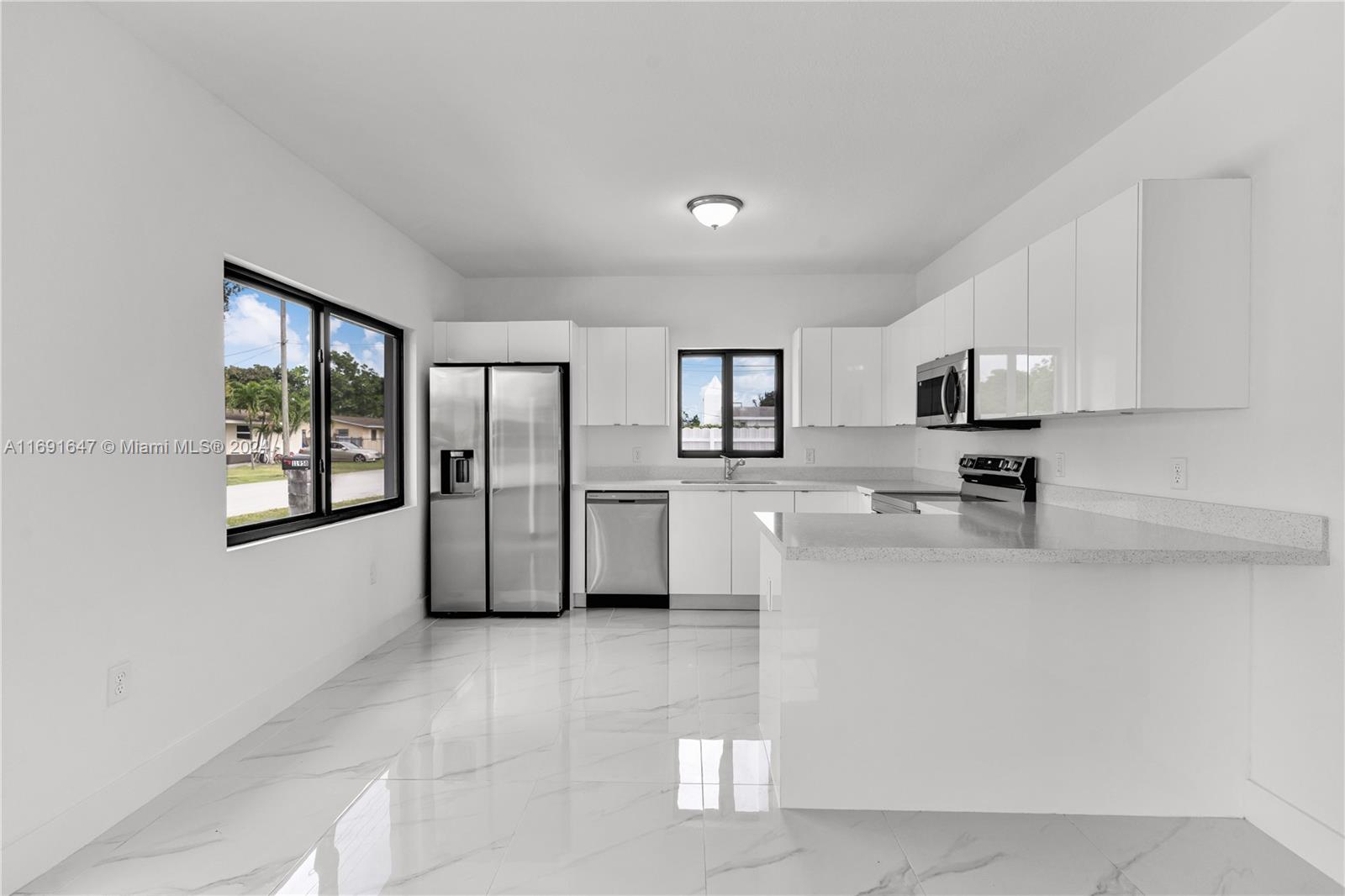 SYMMES - SHARMAN TRACT - Residential Lease