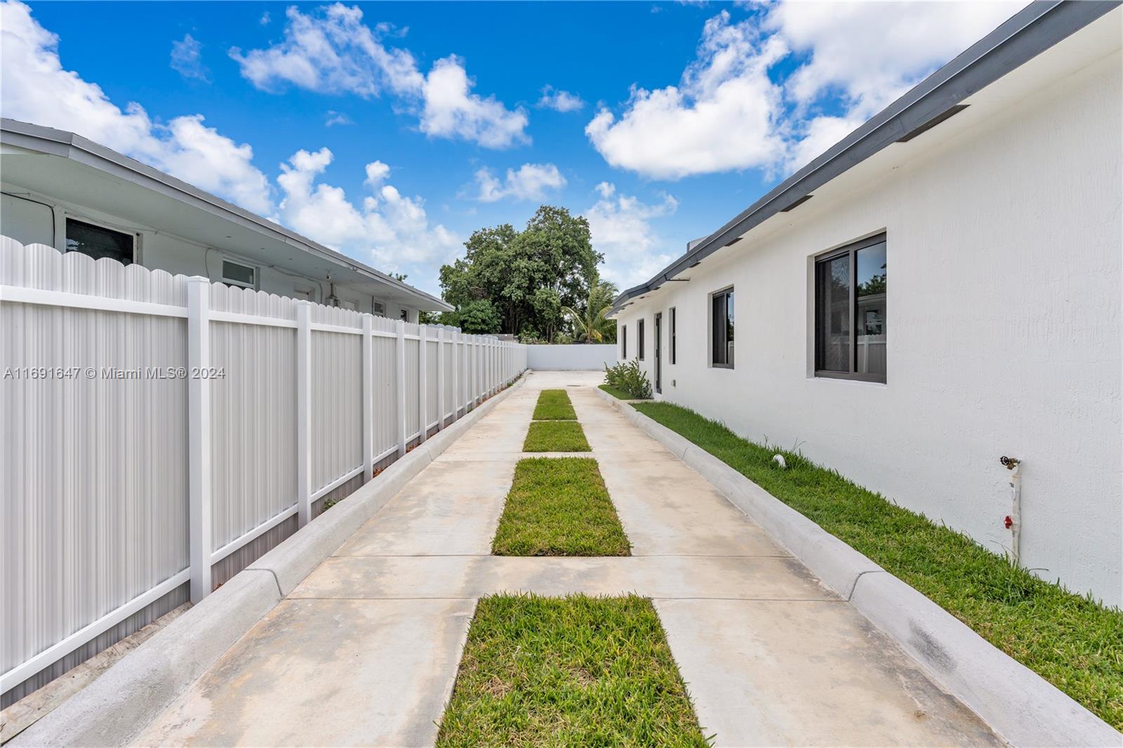 SYMMES - SHARMAN TRACT - Residential Lease
