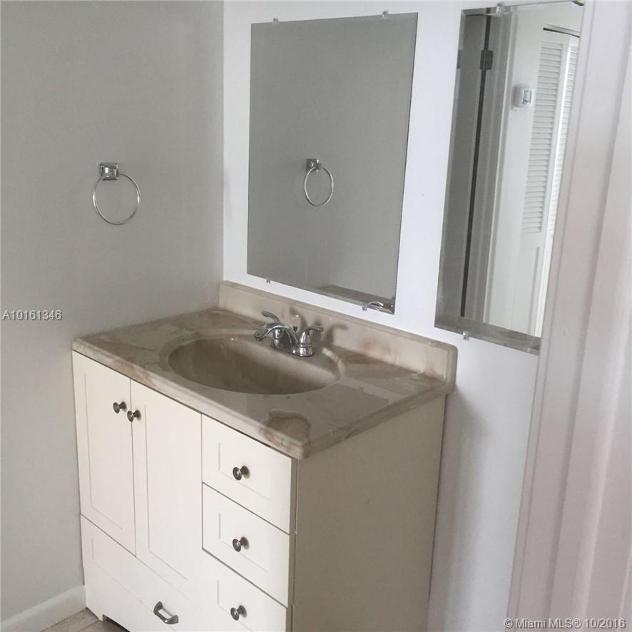 Arlen House West - Residential Lease