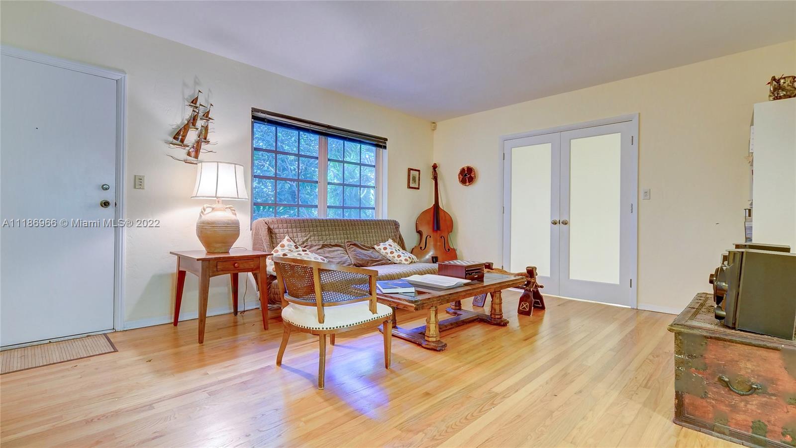 SUNSHINE VILLAS - Residential