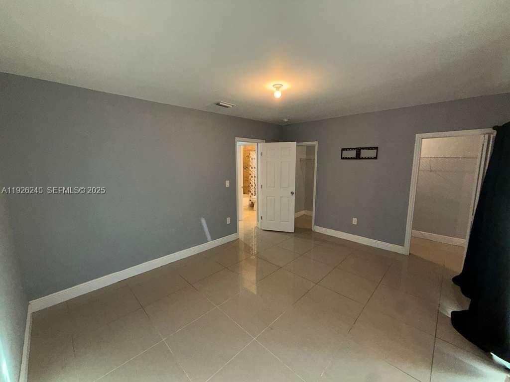 UNPLATTED - Residential Lease