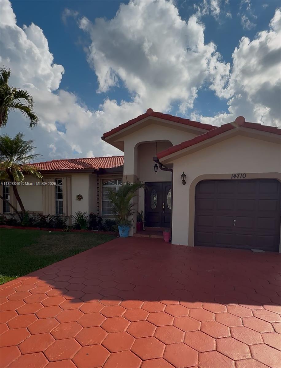 Property for Sale at 14710 Sw 172nd St, Miami, Broward County, Florida - Bedrooms: 4 
Bathrooms: 3  - $730,000