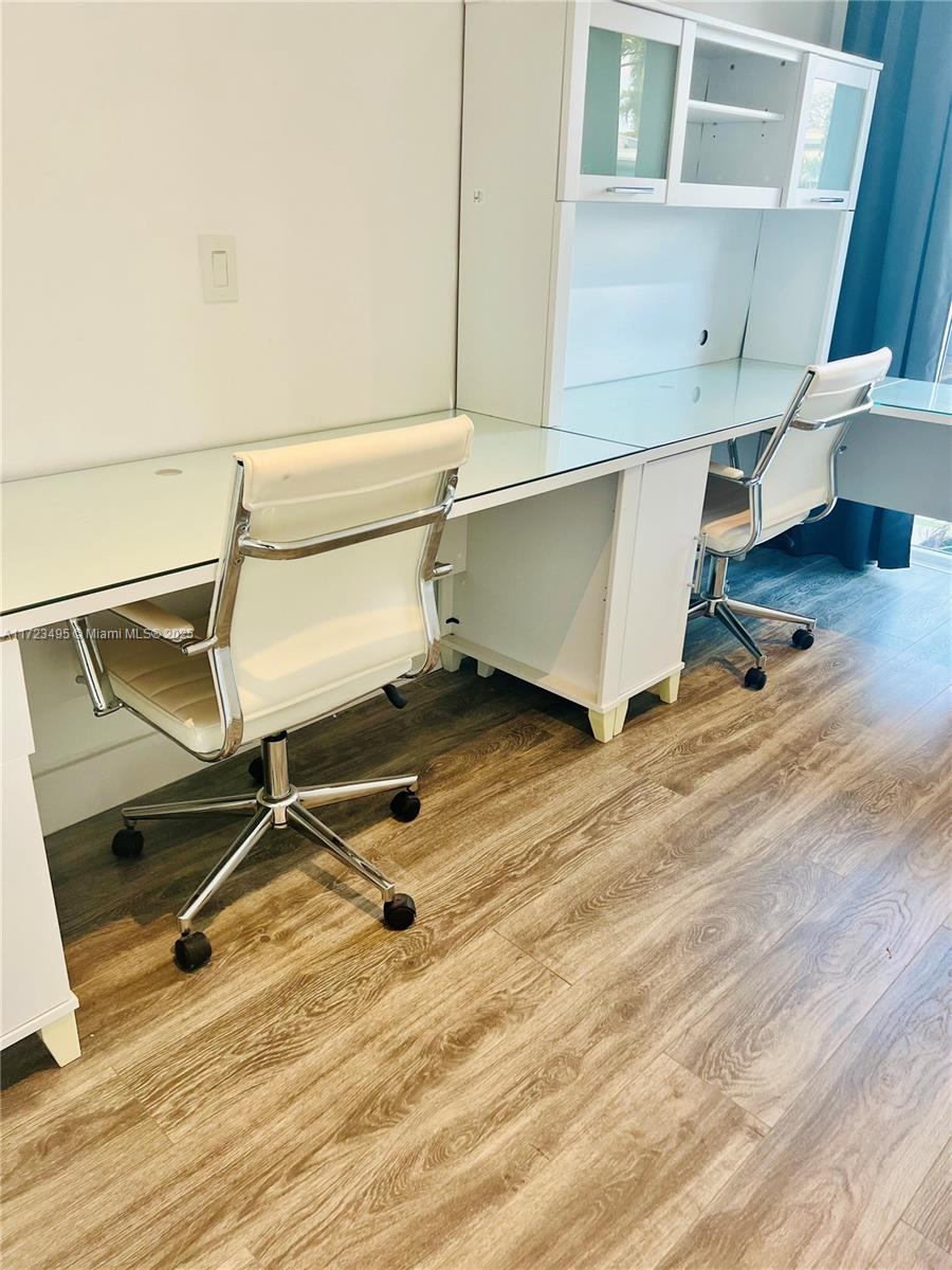 TREASURE PLAZA - Residential