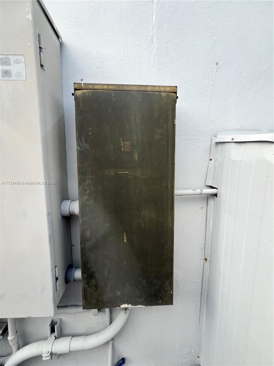 TREASURE PLAZA - Residential