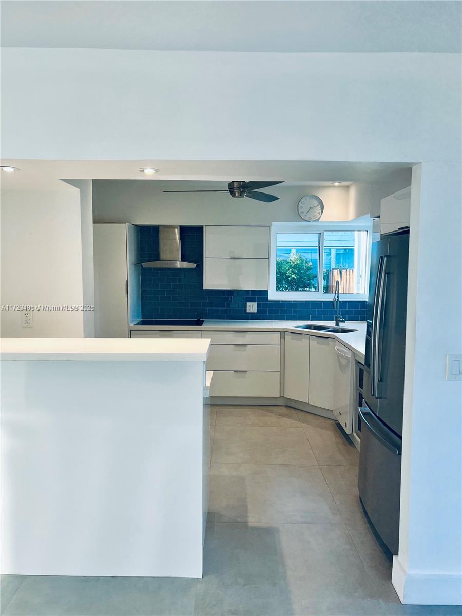 TREASURE PLAZA - Residential