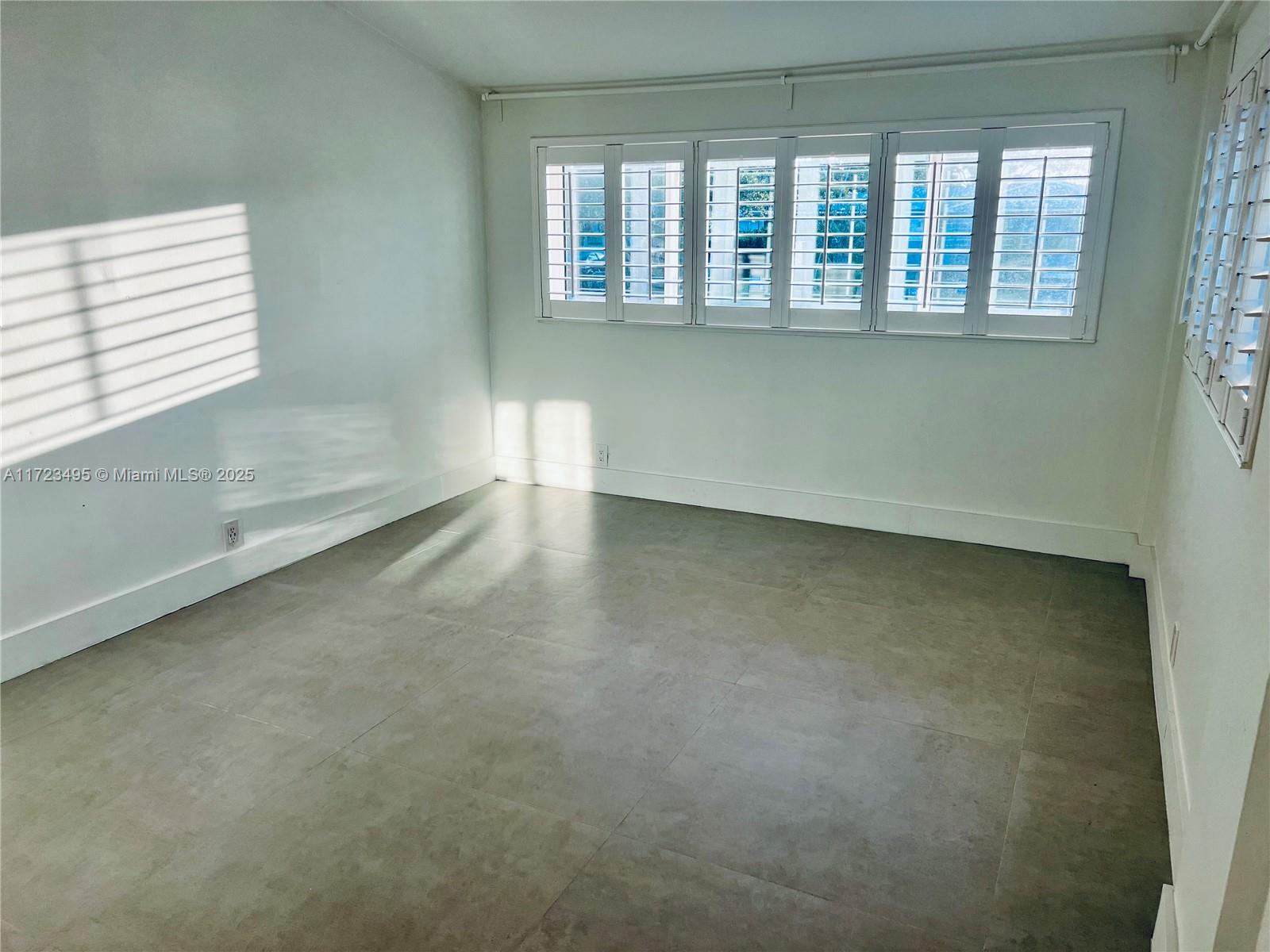 TREASURE PLAZA - Residential