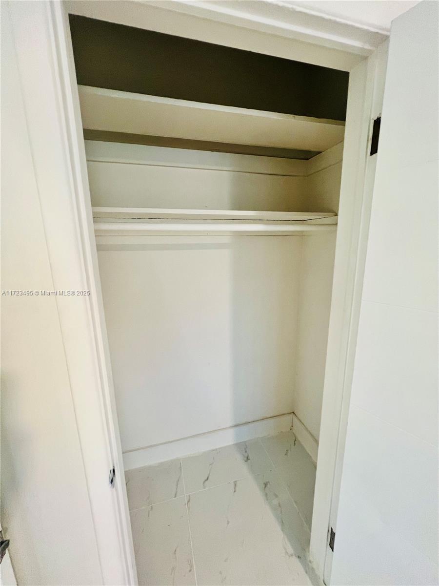 TREASURE PLAZA - Residential