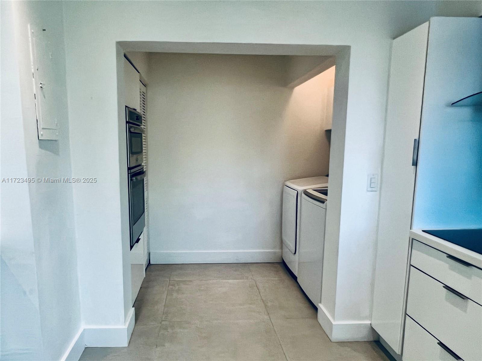 TREASURE PLAZA - Residential