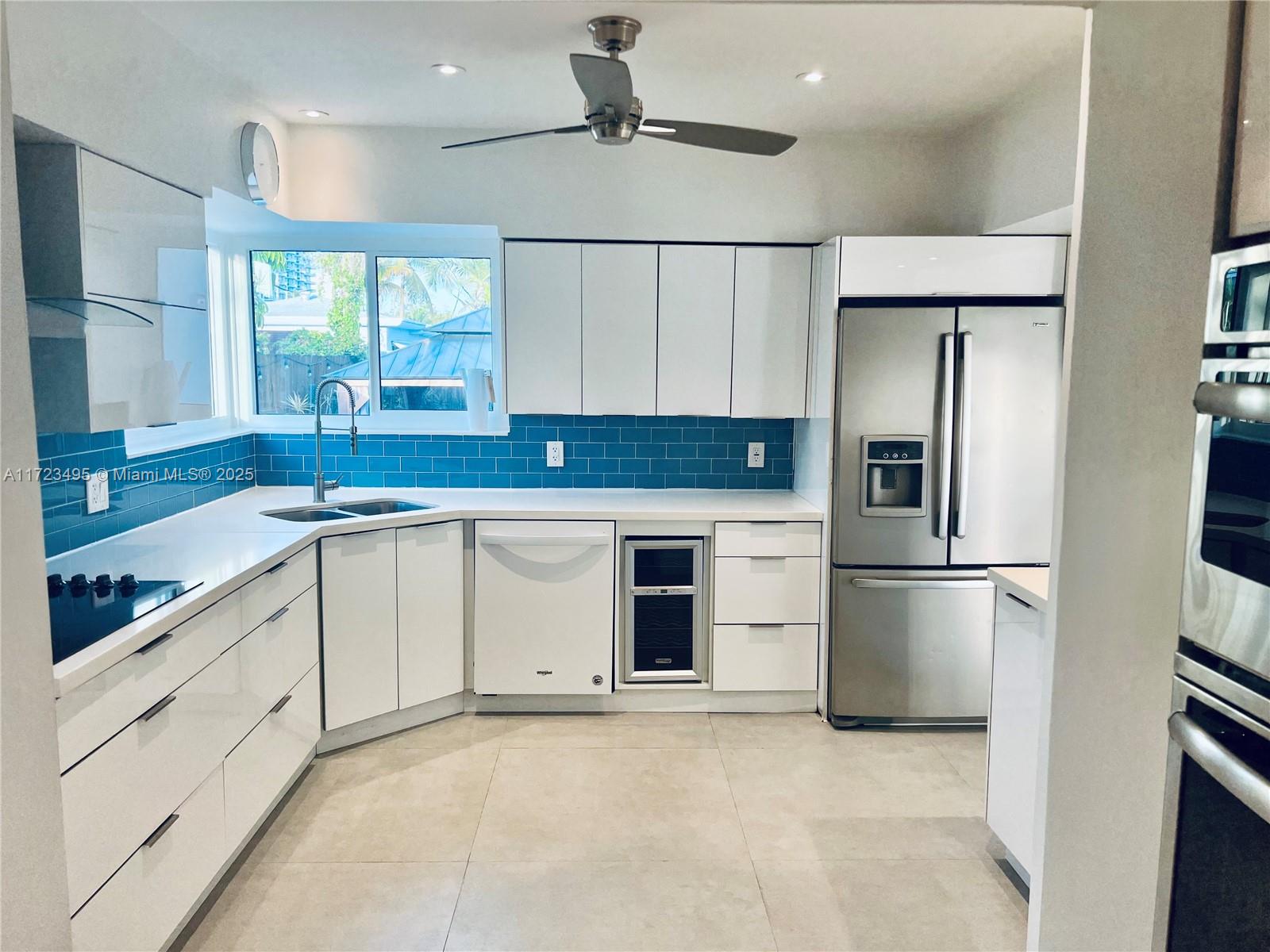 TREASURE PLAZA - Residential