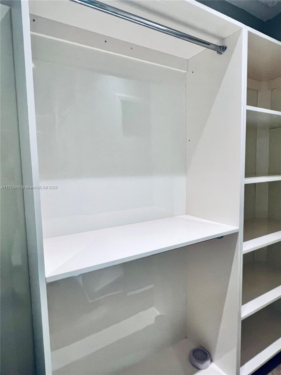 TREASURE PLAZA - Residential