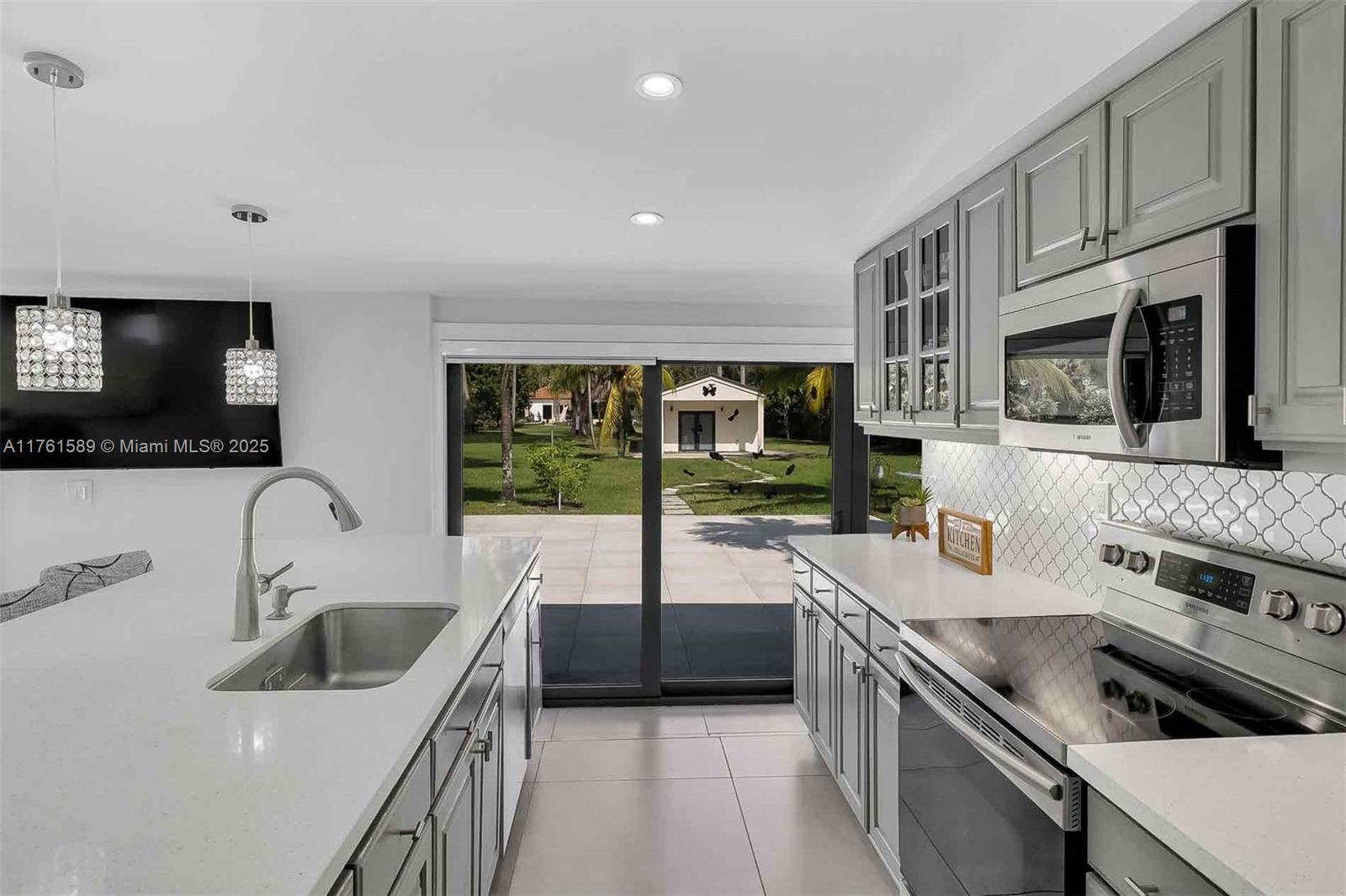 RANCH ESTATES - Residential