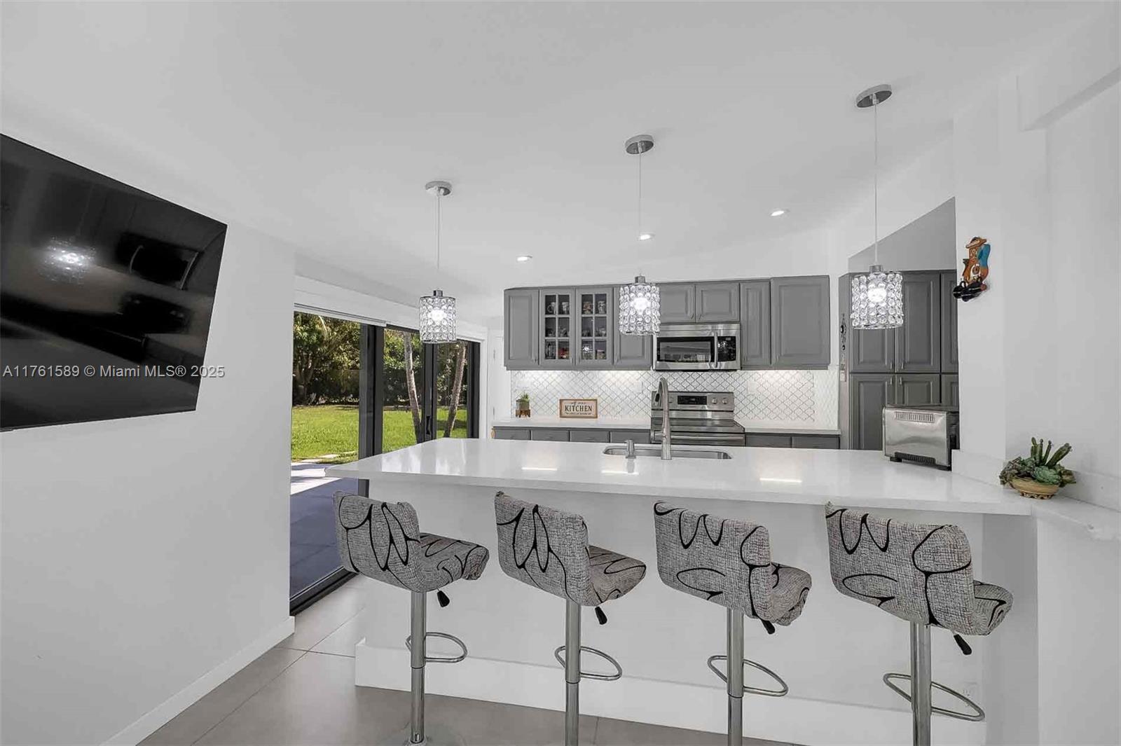 RANCH ESTATES - Residential