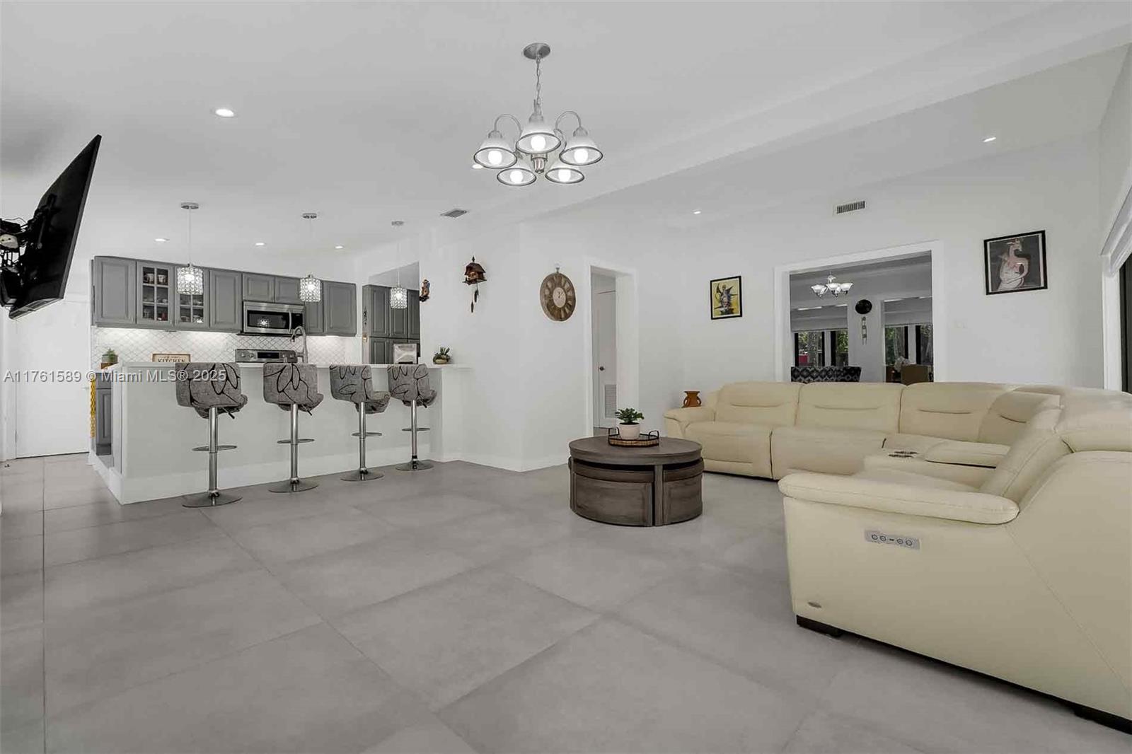 RANCH ESTATES - Residential