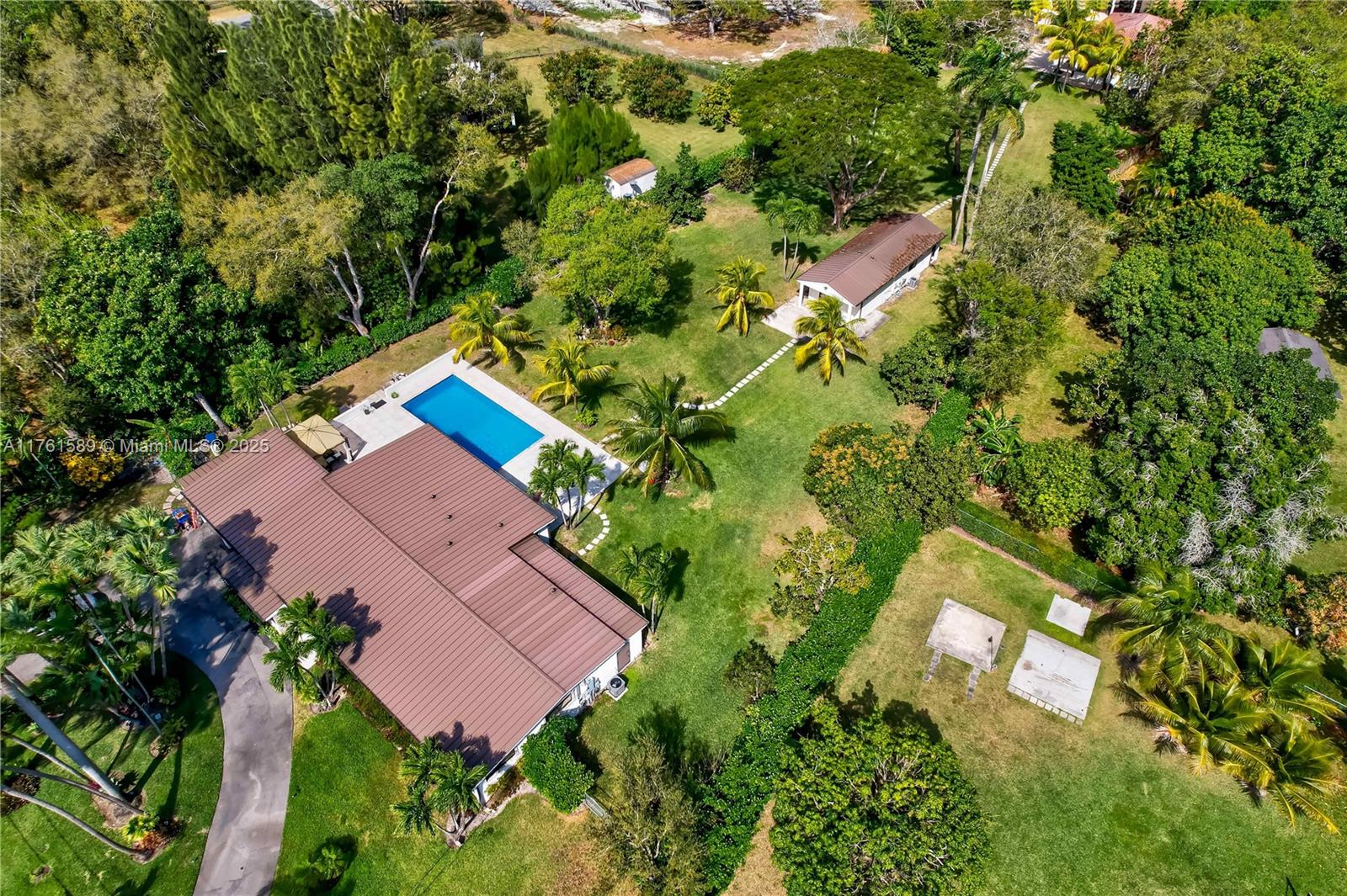 RANCH ESTATES - Residential