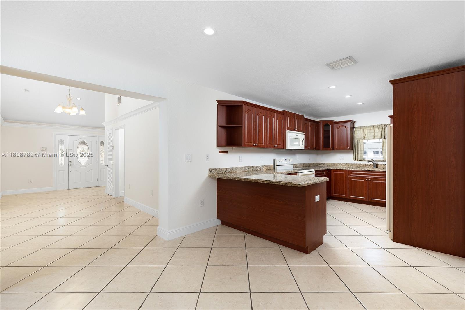 SICKLES GROVE - Residential Lease