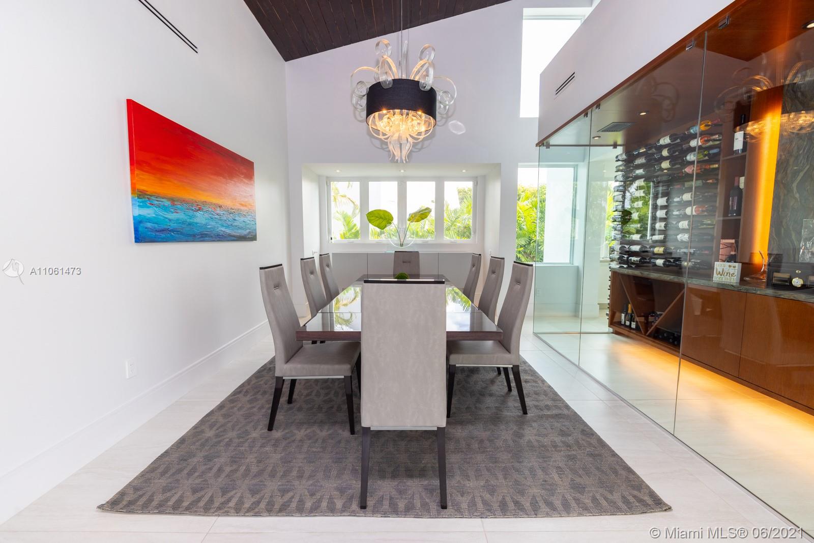 SUNRISE HARBOUR REV PL - Residential