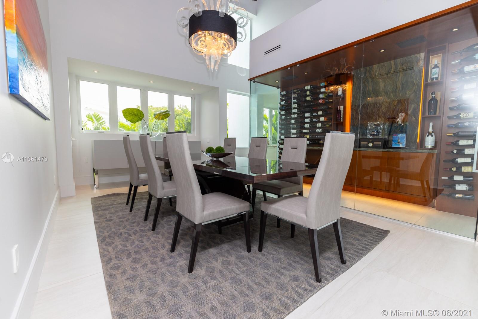 SUNRISE HARBOUR REV PL - Residential