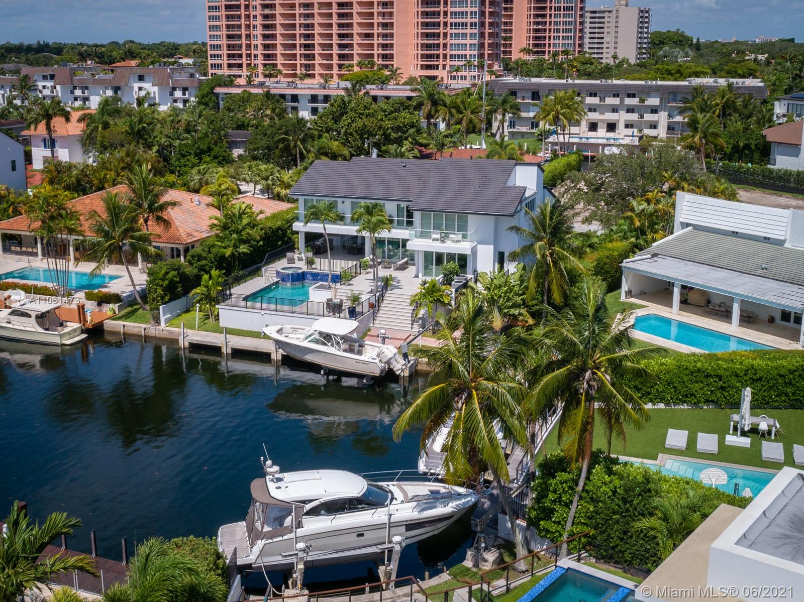 SUNRISE HARBOUR REV PL - Residential