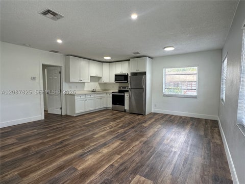 Photo of 3315 SW 15th Ave #6, Fort Lauderdale, FL 33315 (MLS # A12087825)