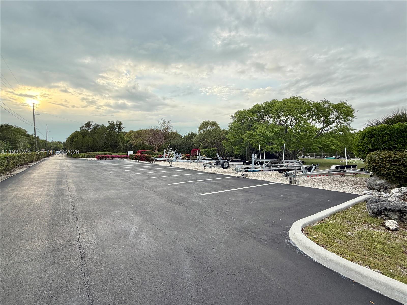 Key Largo Yacht Club - Residential