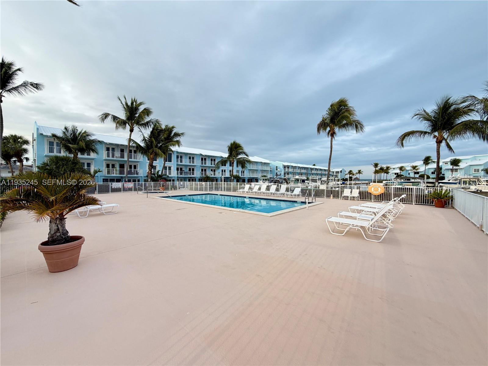 Key Largo Yacht Club - Residential