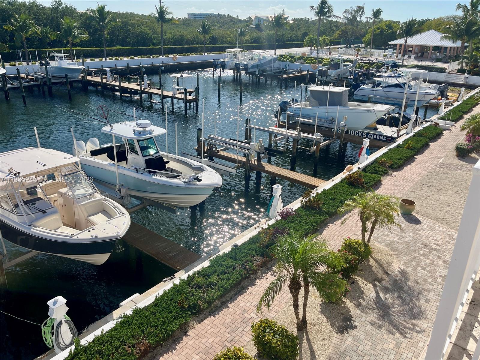Key Largo Yacht Club - Residential