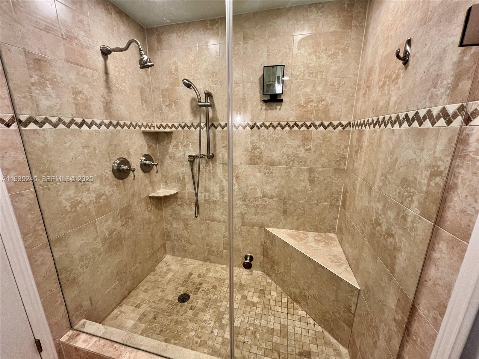 Key Largo Yacht Club - Residential