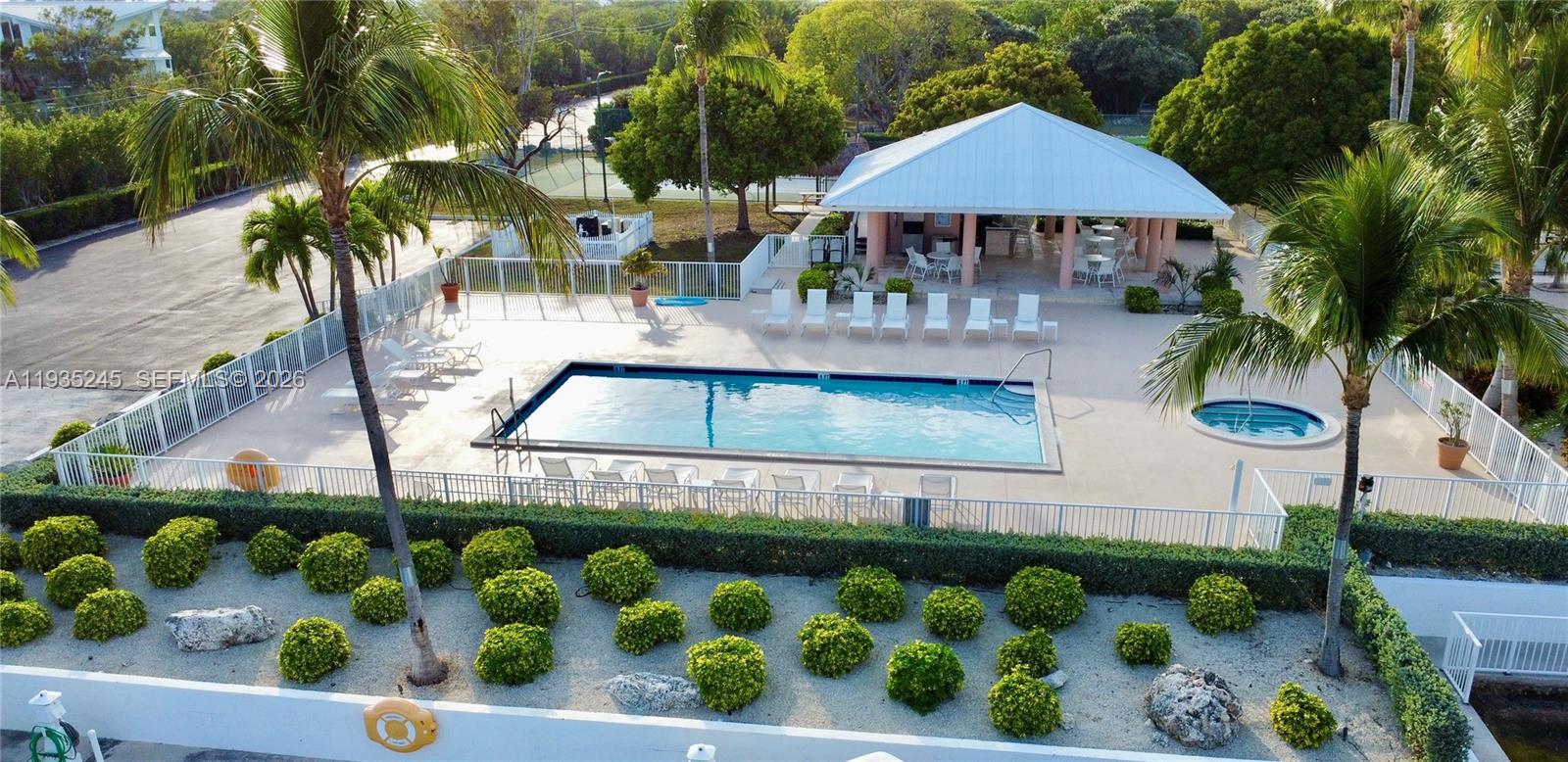 Key Largo Yacht Club - Residential